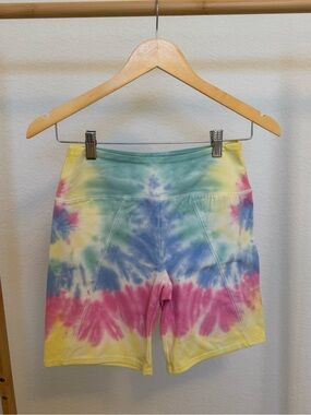 Chaser tie-dye biker shorts